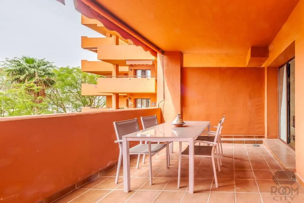 Room City Estepona Balcones Mar